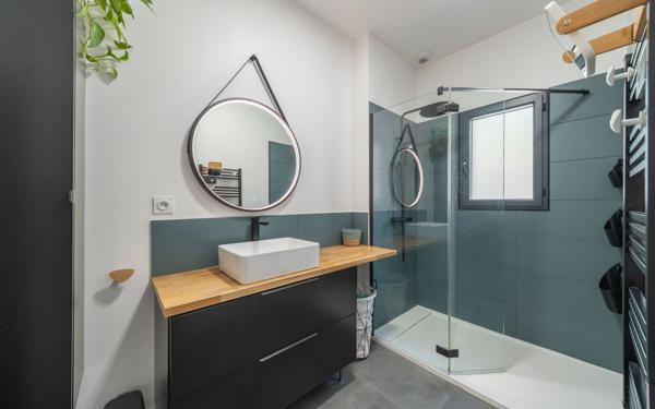 Maison à vendre    7 pièces •  Biscarrosse