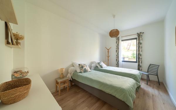 Maison à vendre    7 pièces •  Biscarrosse