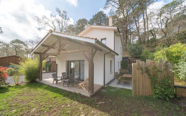 Maison à vendre    7 pièces •  Biscarrosse