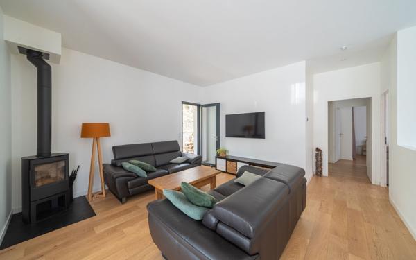 Maison à vendre    7 pièces •  Biscarrosse