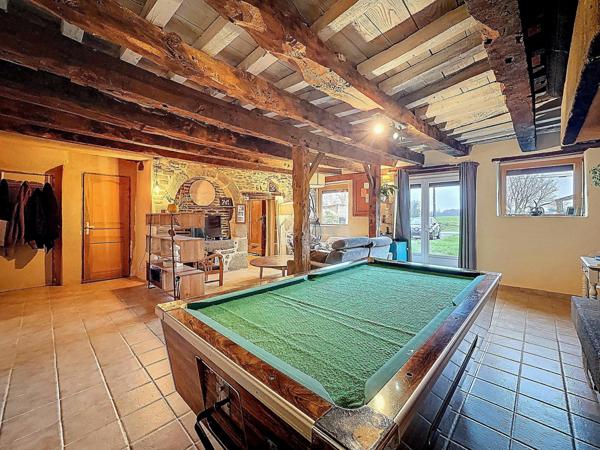 Maison à COMBOURG, 35270 - 7 pièces 172m²