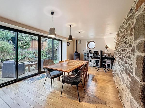 Maison à COMBOURG, 35270 - 7 pièces 172m²