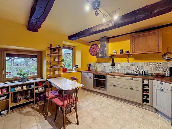 Maison à COMBOURG, 35270 - 7 pièces 172m²