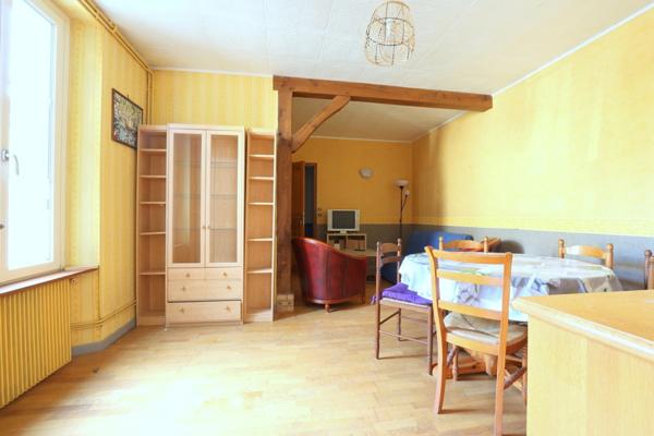 EPERNAY (51) Coteaux Ouest Maison à vendre 3 pièces avec garage à 5 minute du centre ville