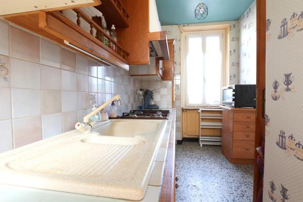 EPERNAY (51) Coteaux Ouest Maison à vendre 3 pièces avec garage à 5 minute du centre ville