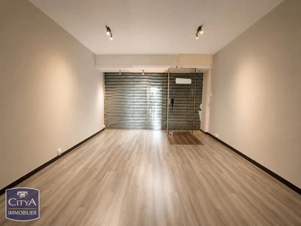 Immeuble à vendre 250m² Cambrai (59400)