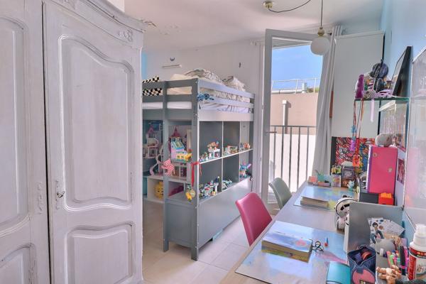 ---T4 85 m² – Turcat Méry/Louis Rège – Immeuble standing livré en 2022---