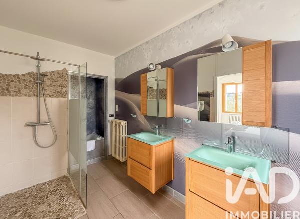 Maison à vendre 7 pièces 171 m² Ussac