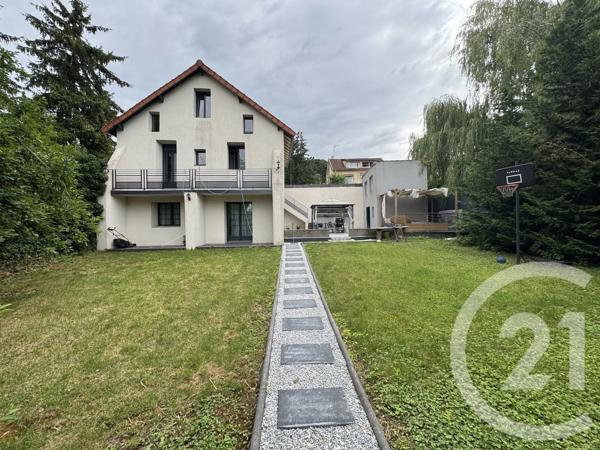 Maison à vendre  9 pièces - 143,27 m 2   LE THILLAY  - 95