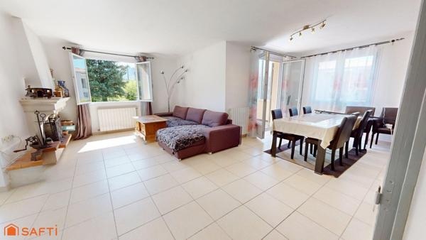 Maison de ville avec deux logements distincts