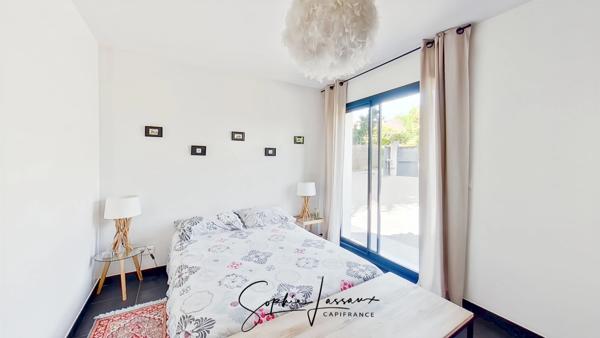 Maison d'architecte de 7 pièces avec toit terrasse à MEZY SUR SEINE