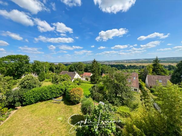Maison d'architecte de 7 pièces avec toit terrasse à MEZY SUR SEINE