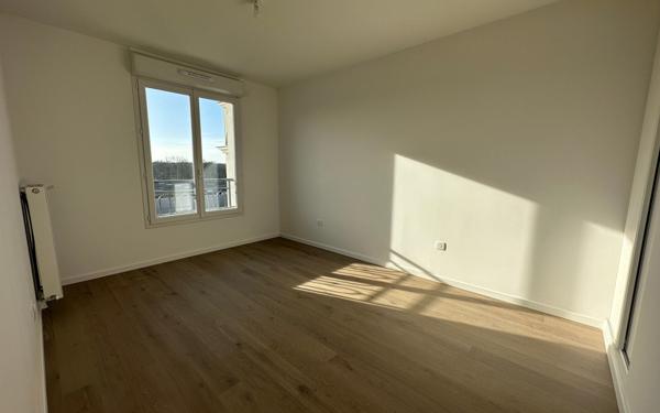 Appartement à louer    3 pièces •  Le Plessis-Robinson