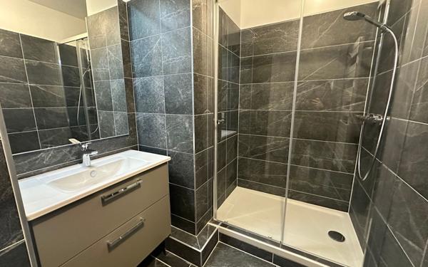 Appartement à louer    3 pièces •  Le Plessis-Robinson