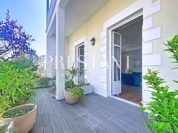 Appartement rare 149 m² avec terrasse, ascenseur, parking– Quartier Impérial, près de l’Hôtel du Palais et de la Grande Plage – Biarritz, BIARRITZ