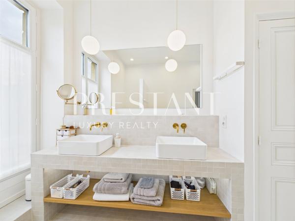 Appartement rare 149 m² avec terrasse, ascenseur, parking– Quartier Impérial, près de l’Hôtel du Palais et de la Grande Plage – Biarritz, BIARRITZ