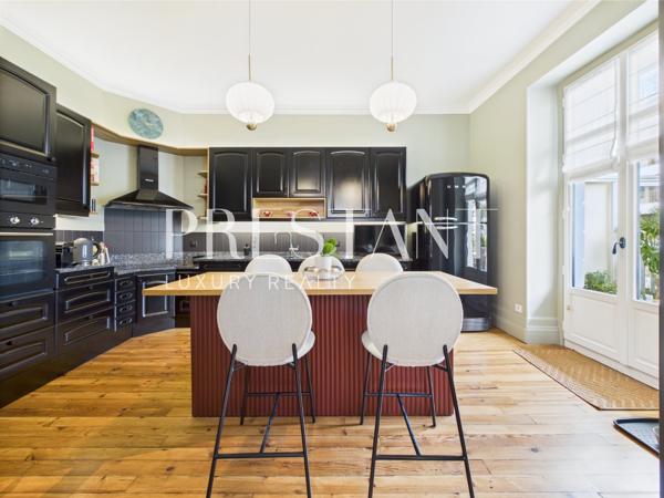 Appartement rare 149 m² avec terrasse, ascenseur, parking– Quartier Impérial, près de l’Hôtel du Palais et de la Grande Plage – Biarritz, BIARRITZ