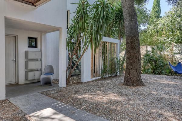 La Ciotat – Une maison d’architecte entre nature et ville