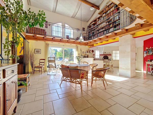 Maison de charme coup de cœur à Azay-le-Brûlé