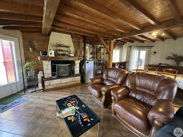 Maison avec garages