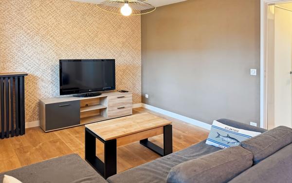 Appartement à vendre    3 pièces •  Hyères