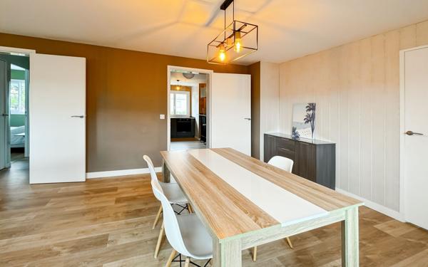 Appartement à vendre    3 pièces •  Hyères