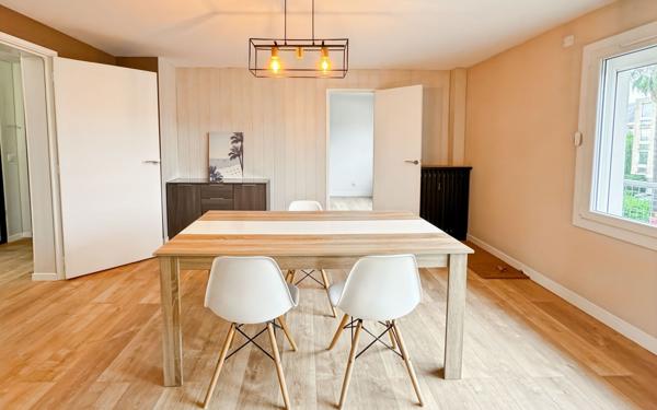 Appartement à vendre    3 pièces •  Hyères