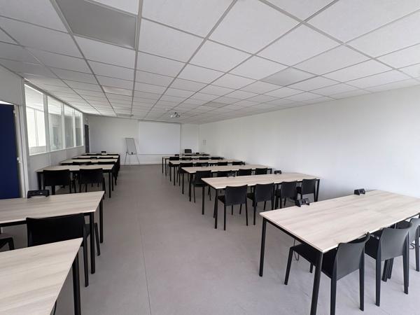 Bureaux à louer à OLIVET 45160