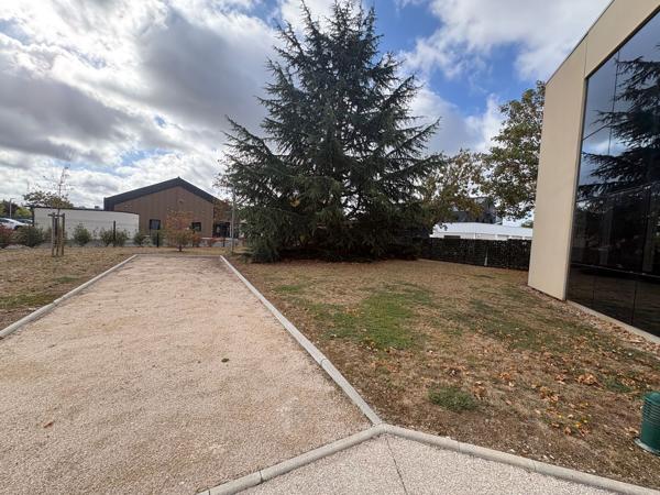 Bureaux à louer à OLIVET 45160