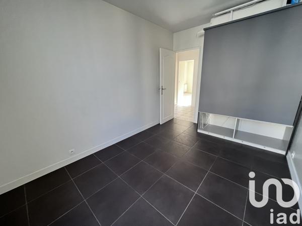 Appartement à vendre 5 pièces 94 m² Courbevoie