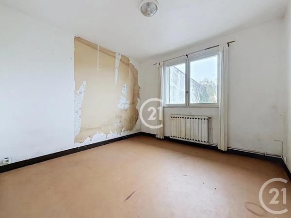 Maison à vendre  8 pièces - 158,20 m 2   MONTREUIL  - 93