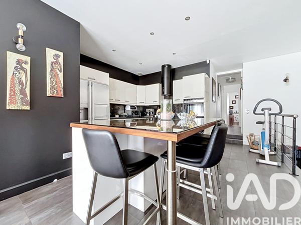 Maison à vendre 4 pièces 101,82 m² Osny