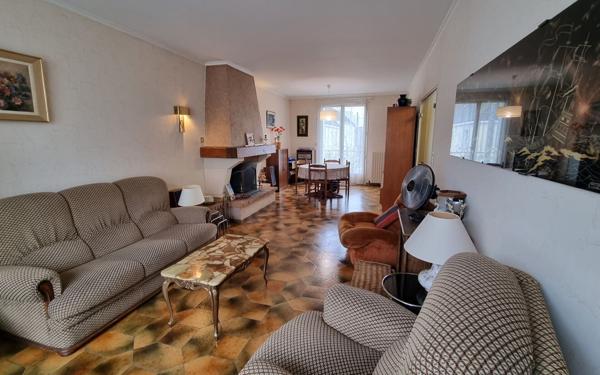 Maison à vendre    5 pièces •  Tours