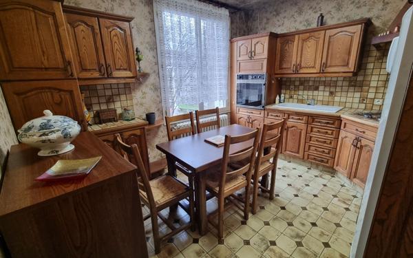 Maison à vendre    5 pièces •  Tours