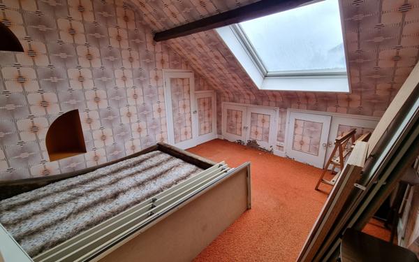 Maison à vendre    5 pièces •  Tours