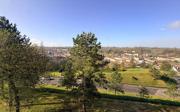 Appartement à vendre    5 pièces • 108 m2 Bar-le-Duc