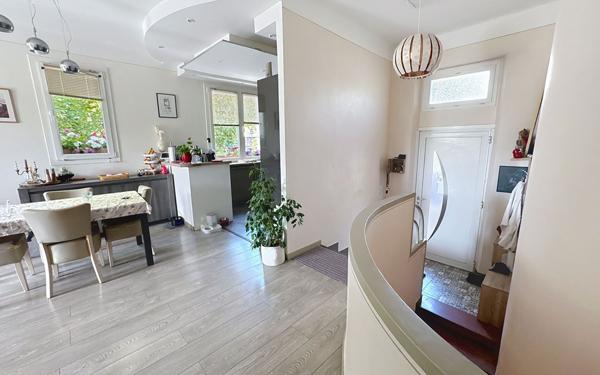 Maison à vendre    5 pièces • 122,63 m2 Fréjus