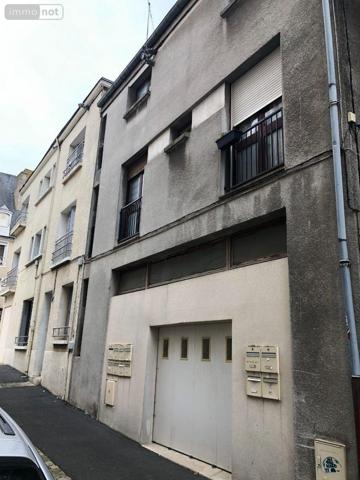 Immeuble à vendre à Issoudun dans l'Indre (36100), ref : 11813/1165