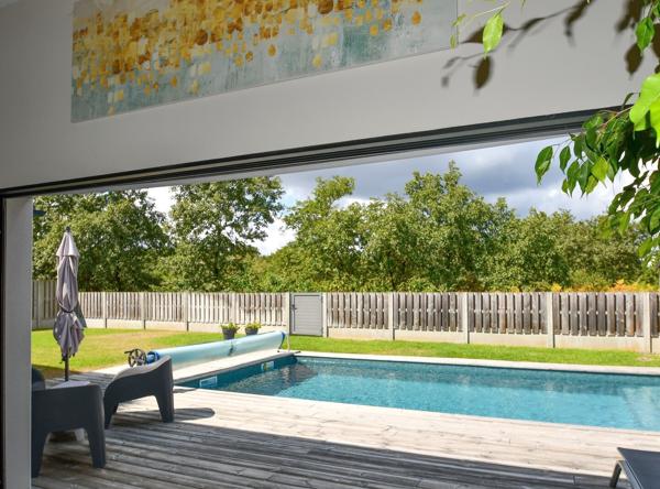 Maison et dépendance 210m² habitables | terrain 875m² | piscine