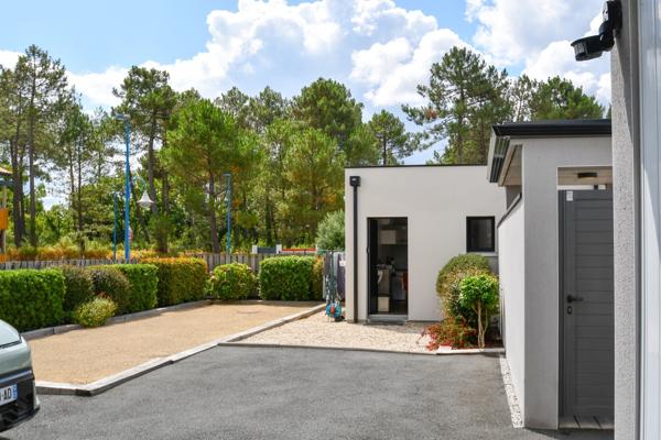 Maison et dépendance 210m² habitables | terrain 875m² | piscine