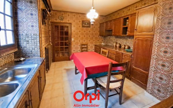 Maison à vendre    5 pièces •  Chambon-sur-Voueize