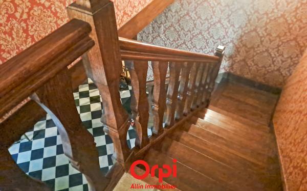 Maison à vendre    5 pièces •  Chambon-sur-Voueize