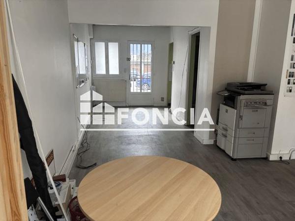 Location Local commercial 1 pièce 40 m² - 92 BOULEVARD DE LA REPUBLIQUE Froges 38190