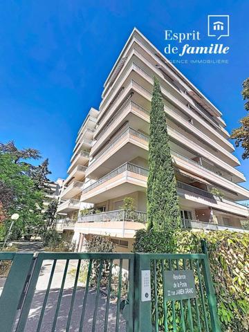 CALUIRE-ET-CUIRE CENTRE – 61 m² et 28 m² de terrasse