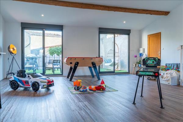 Maison à vendre |  Villasavary |  6 pièces | 296 m²