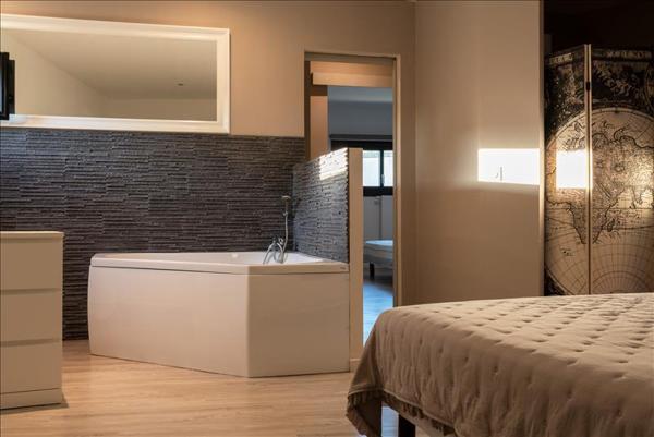 Maison à vendre |  Villasavary |  6 pièces | 296 m²