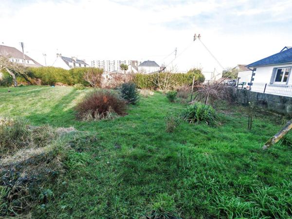 Terrain à bâtir - 351 m²