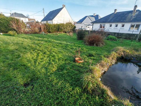 Terrain à bâtir - 351 m²