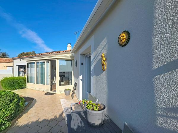 Maison Lucon 4 chambres double garage 130m²