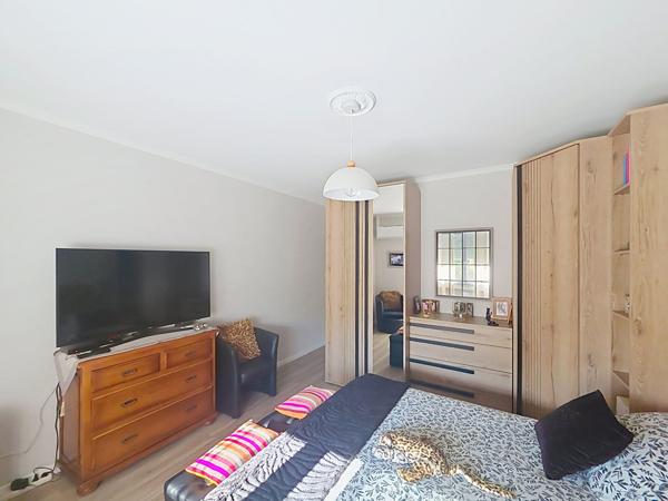 Maison Lucon 4 chambres double garage 130m²